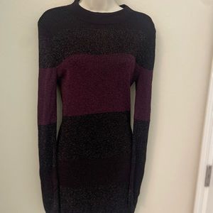 White House Black Market Dress or shirt w leggings!